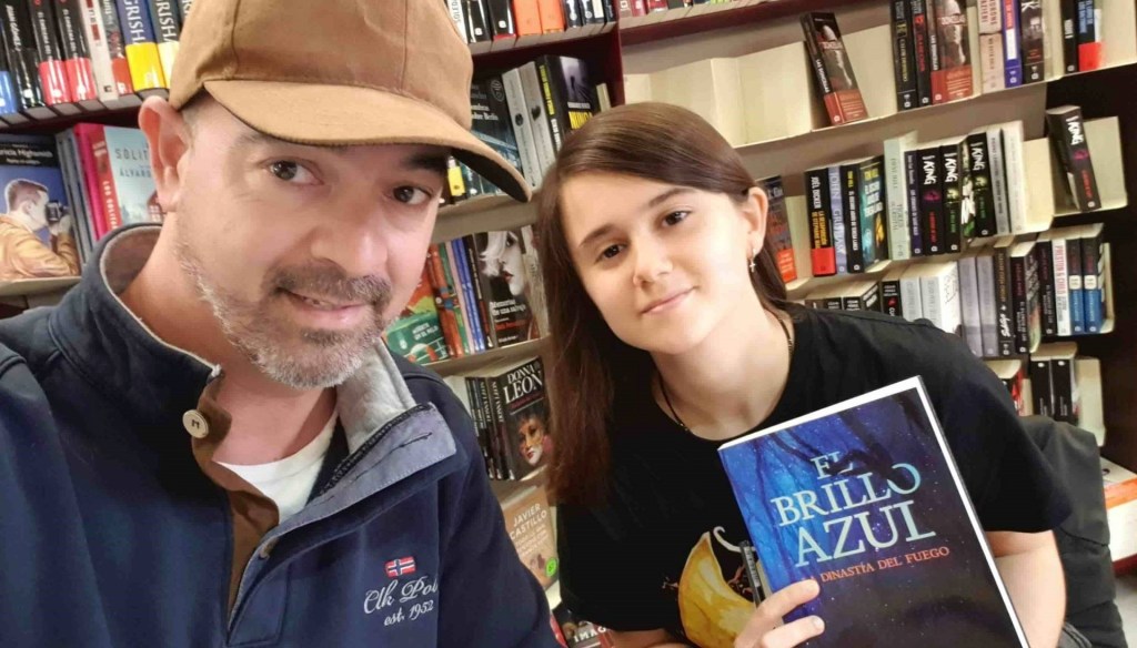 EL BRILLO AZUL se presenta de nuevo el 9 de marzo en el LUZZY de&nbsp;Cartagena